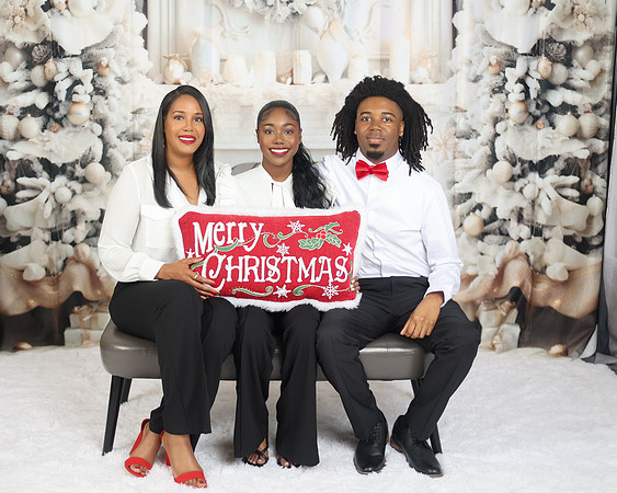 2024_Christmas_Kamorie-1