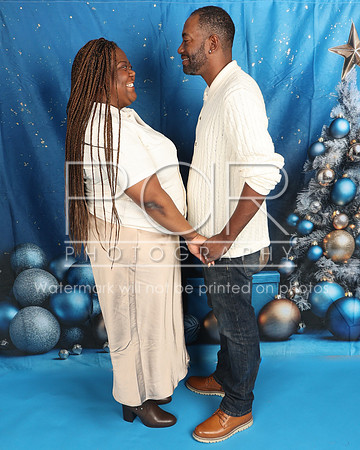 2024_Holiday_D_Kyles-35