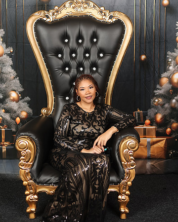 2024_Christmas_Jewell-18
