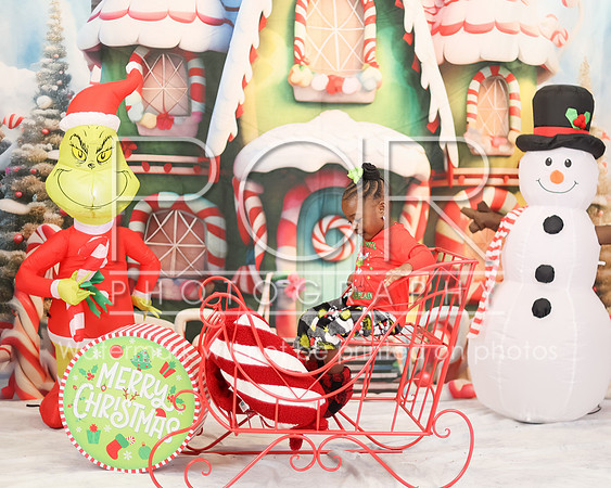 2024_Christmas_Deja-13