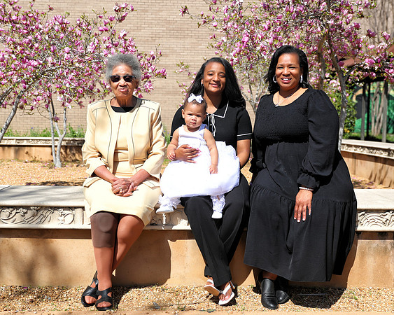 2025_Family_Russell_Ariya_Baptize-17