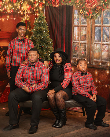 2024_Christmas_LatashaMc-3