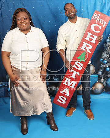 2024_Holiday_D_Kyles-31