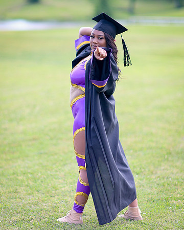2025_Grad_Maddy-85