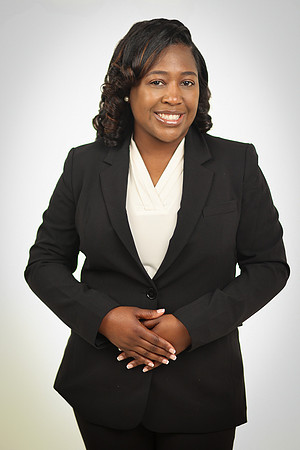 2025_Headshots_Jamela-19
