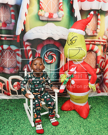2024_Holiday_K_Woods-6