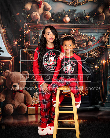 2024_Christmas_Kenda-12