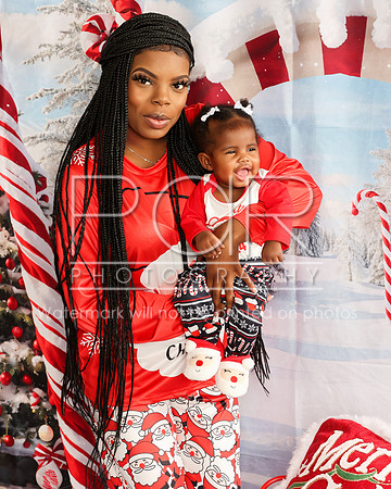 2024_Christmas_Brandi-28