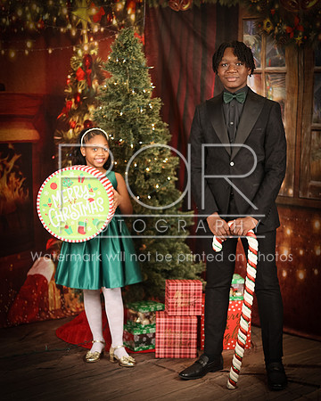 2024_Christmas_Tiffany-7
