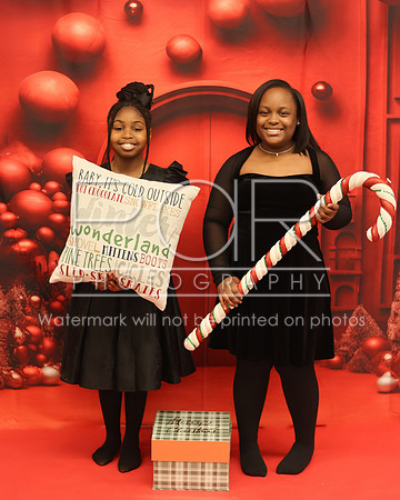 2024_Christmas_Kyerra Cooper-22
