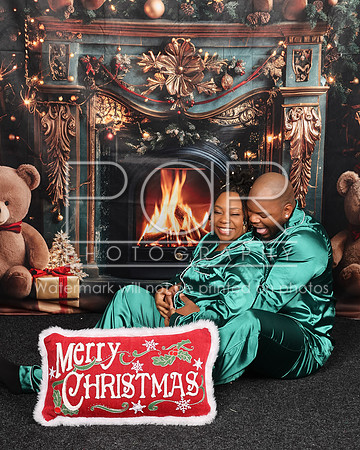2024_Christmas_Mercedes Thomas-7