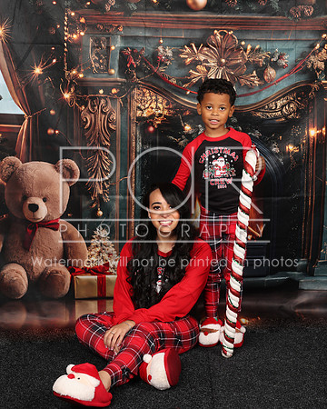 2024_Christmas_Kenda-8