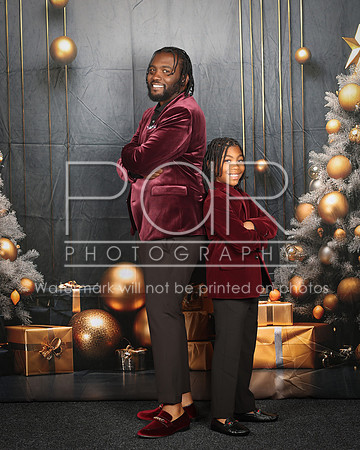 2024_Christmas_Erica-14