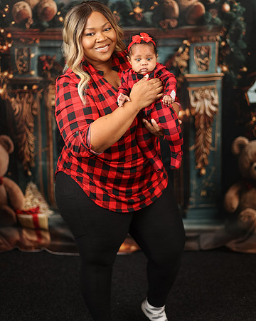 2024_Christmas_Jhaun-6