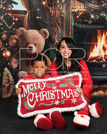 2024_Christmas_Kenda-6
