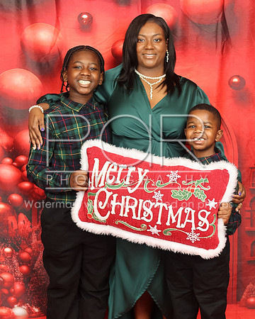 2024_Christmas_Vanessa-13
