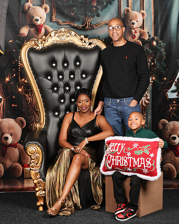 2024_Christmas_Griffins-24