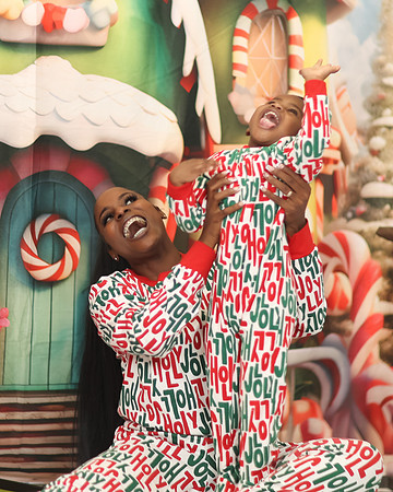 2024_Christmas_Keundra-49
