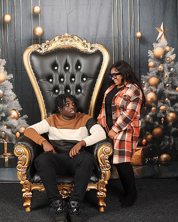 2024_Christmas_Alisha-24