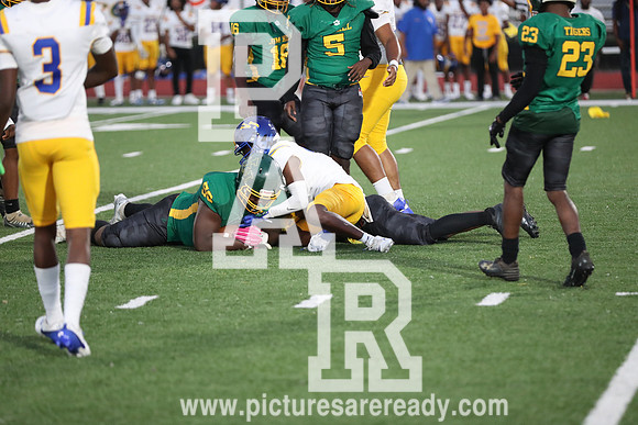 2024_Fball_VelmaJvsJimHill-46