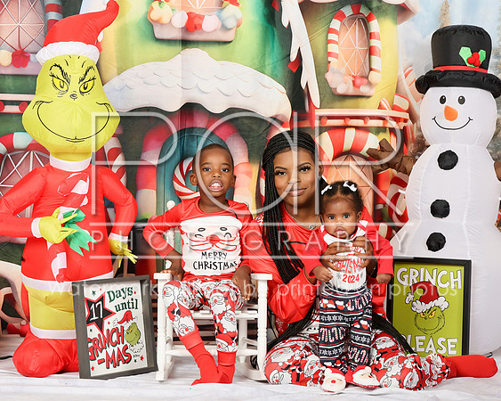 2024_Christmas_Brandi-20