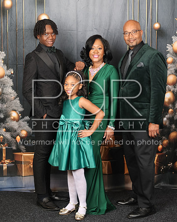 2024_Christmas_Tiffany-27
