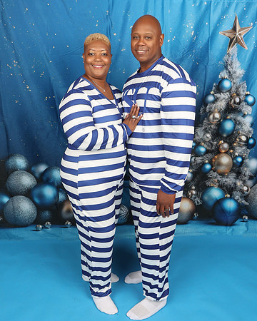 2024_Holiday_L_Drake-9