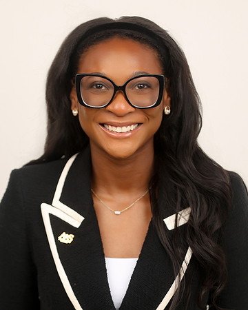 2025_Headshots_MaryCatherine-9