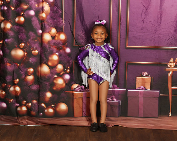 2024_Christmas_JasmineJ-49