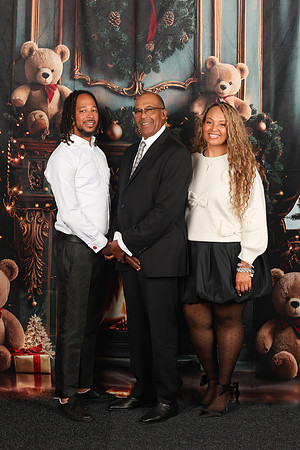 2024_Christmas_Monifah-34