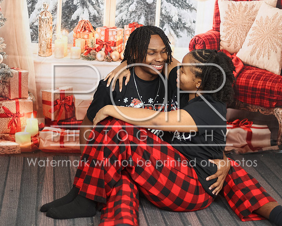 2024_Christmas_Ananyah-3