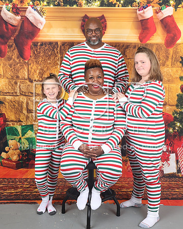 2022_Christmas_LStewart-13