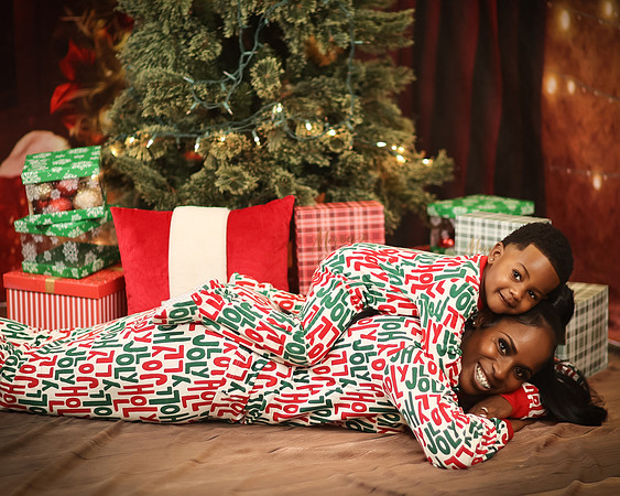 2024_Christmas_Keundra-55