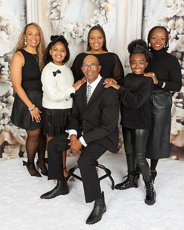 2024_Christmas_Monifah-58