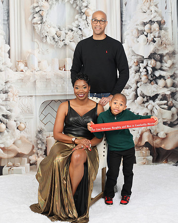 2024_Christmas_Griffins-14