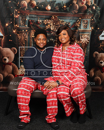2024_Christmas_Kelsie-4