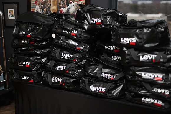 2025_Levi_Party-7