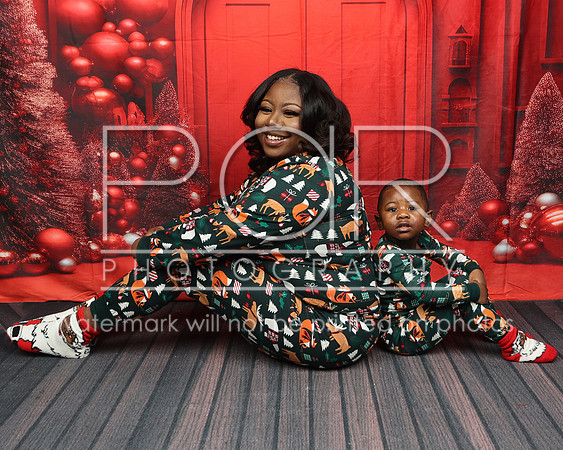 2024_Holiday_K_Woods-13