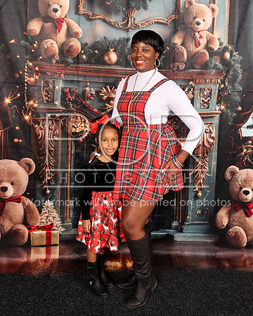 2024_Christmas_Eboni-8
