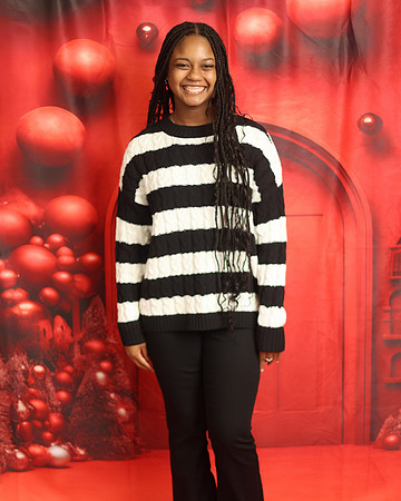 2024_Christmas_Kimberly-8