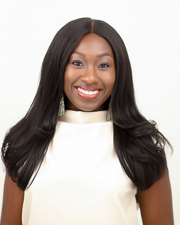 Ellie_Headshots-1