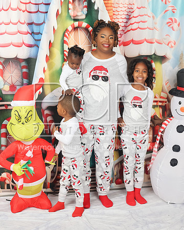 2024_Christmas_LaTashia-20