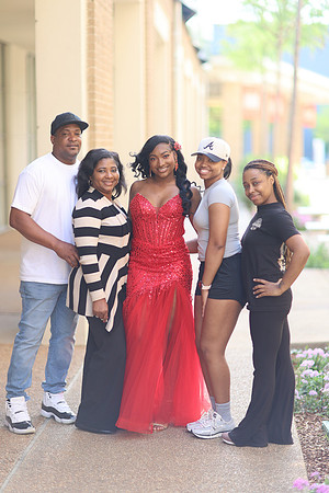 2025_Prom_ShaniahSis-41
