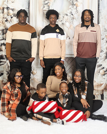 2024_Christmas_Alisha-11