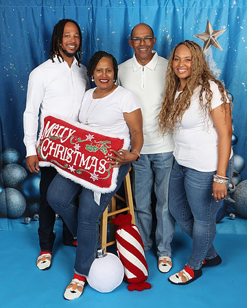 2024_Christmas_Monifah-75