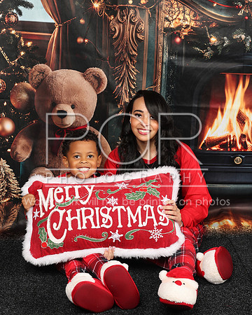 2024_Christmas_Kenda-5