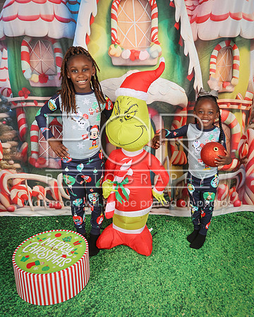 2024_Holiday_Alisa_Hughes-5