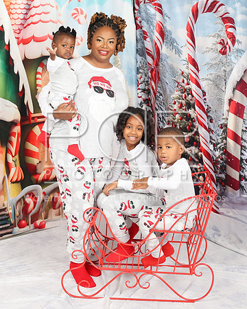 2024_Christmas_LaTashia-13