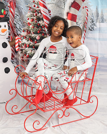 2024_Christmas_LaTashia-17