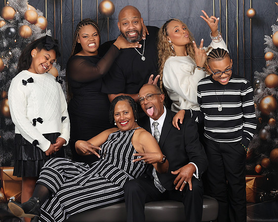 2024_Christmas_Monifah-26
